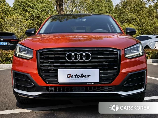 Audi Q2L 2020 Оранжевый из Китая