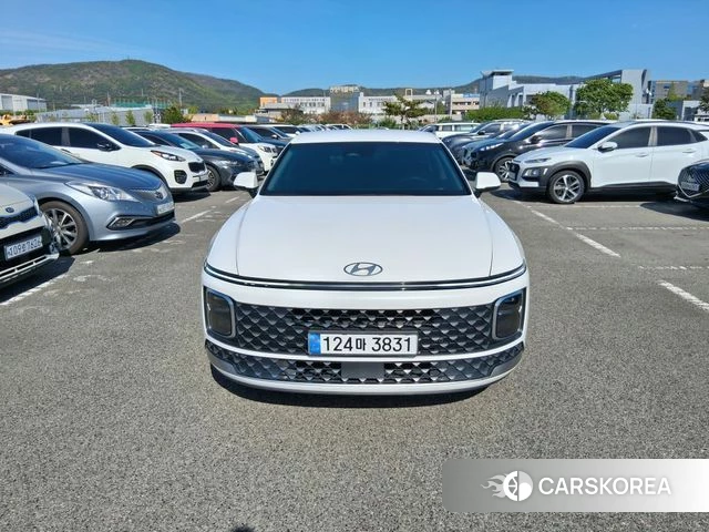 Hyundai Grandeur (GN7) 2023 Белый из Кореи