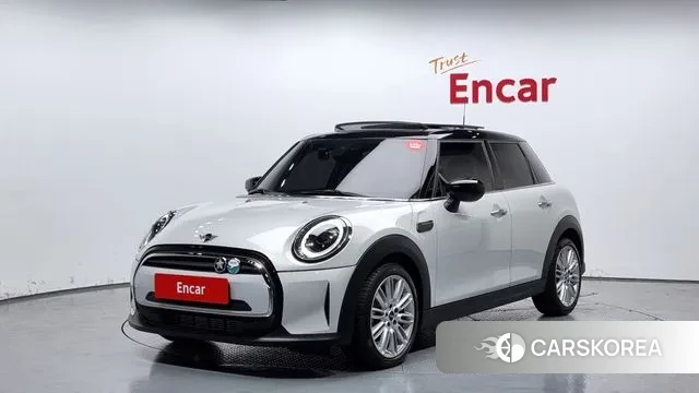 Mini Cooper 2021 Серебряный из Кореи