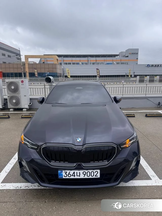 BMW 5 Series (G60) 2026 Черный из Кореи