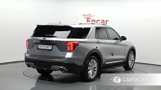 Ford Explorer 6th Generation 2020 Серебристо-серый из Кореи