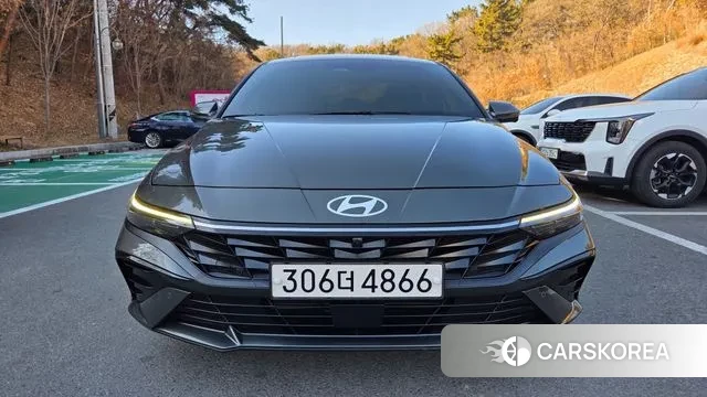 Hyundai The New Avante (CN7) 2023 Серый из Кореи