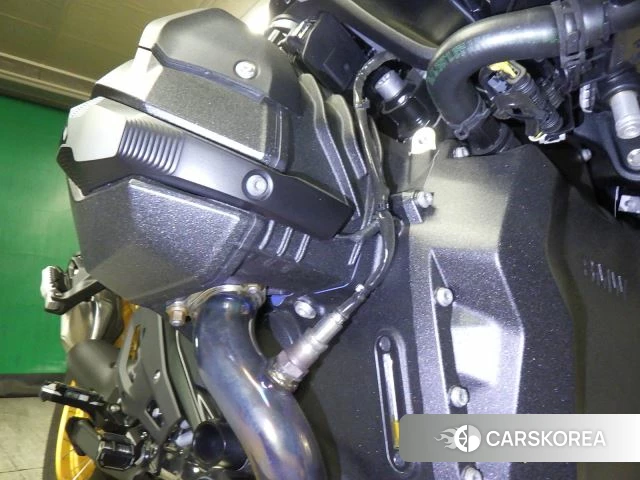 Engine photo