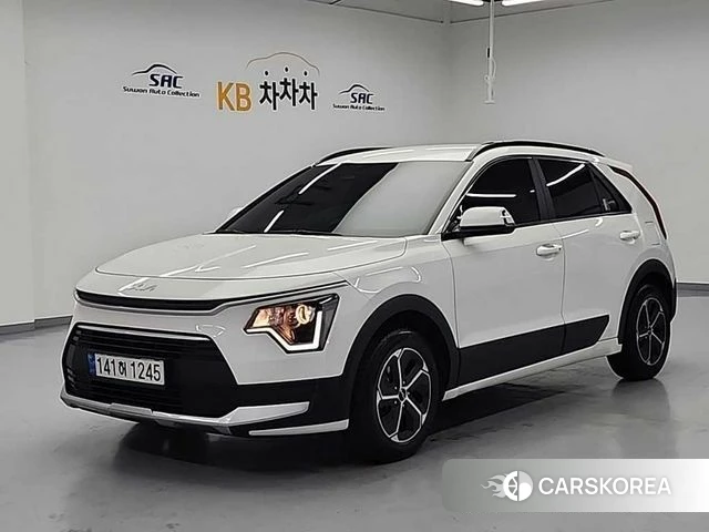 Kia Di Ol Nu Niro 2022 Белый из Кореи