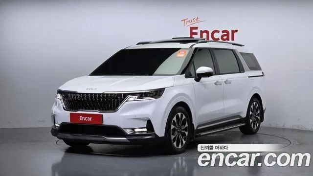 Kia Carnival 4th generation 2023 Белый из Кореи