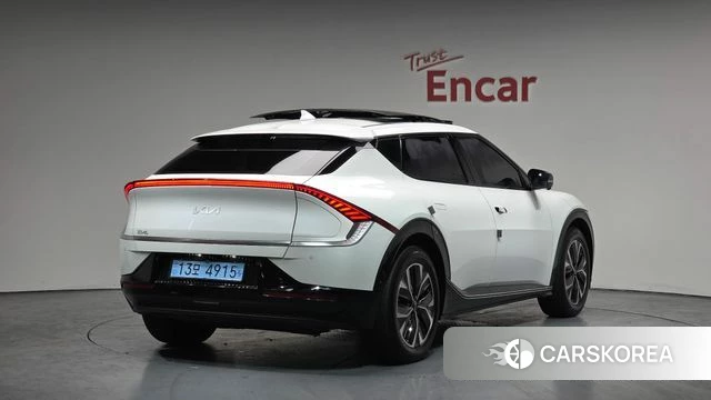 Kia EV6 2022 Белый из Кореи