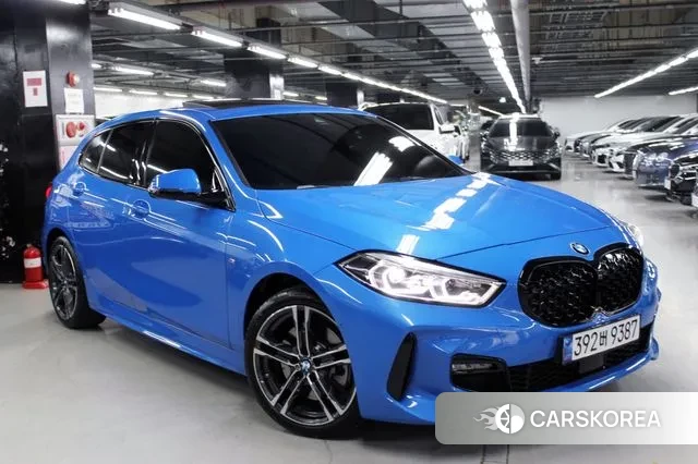 BMW 1 Series (F40) 2023 Синий из Кореи