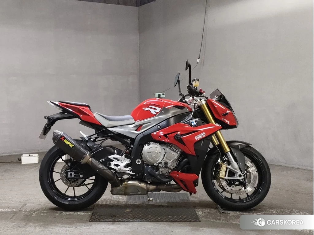 Проданный BMW S1000R 2015 из Японии