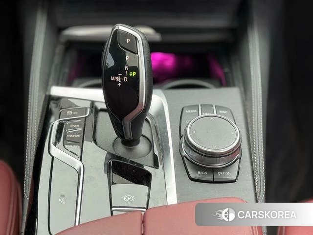 BMW 5 series 2023 Черный из Китая