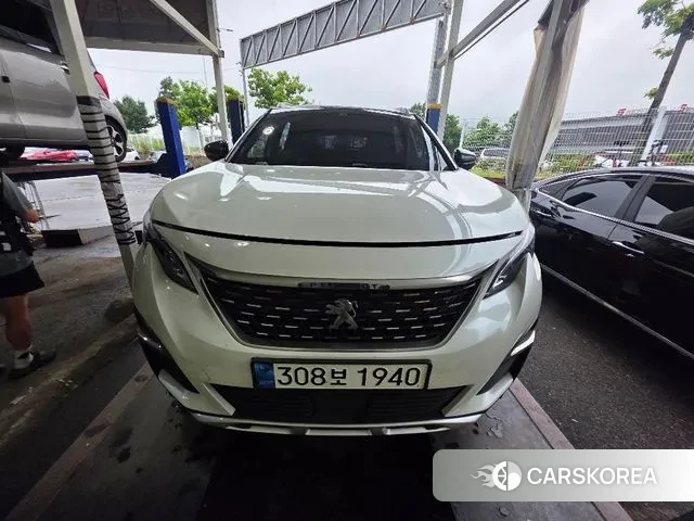 Peugeot 3008 second generation 2019 Белый из Кореи