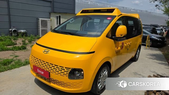 Hyundai Staria 2022 Желтый из Кореи