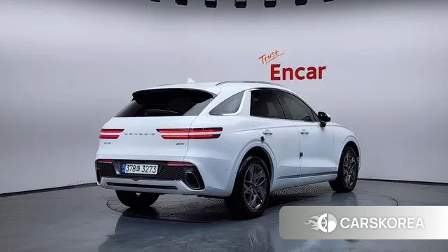 Genesis GV70 2022 Белый из Кореи