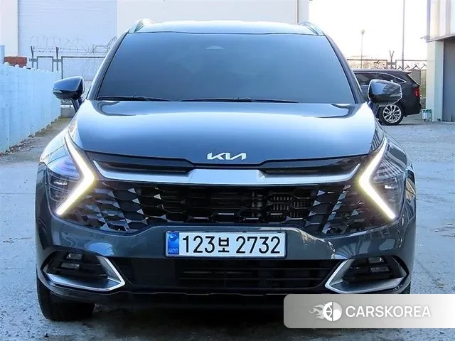 Kia Sportage 5th Generation Hybrid 2021 Серый из Кореи