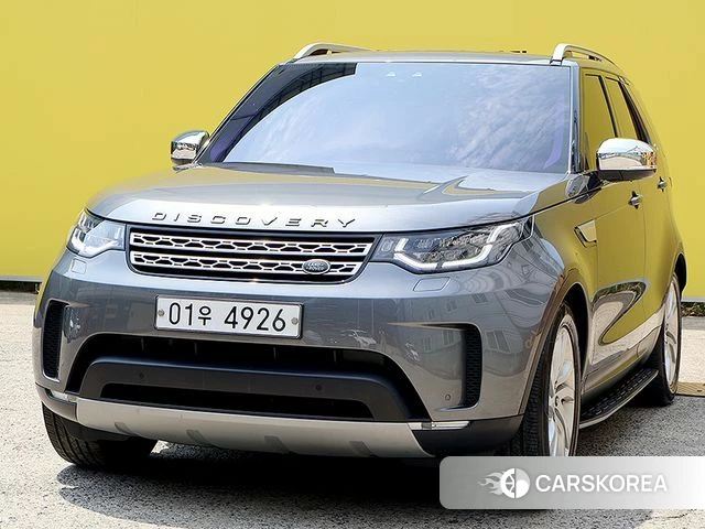 Land Rover Discovery 5 2018 Серый из Кореи