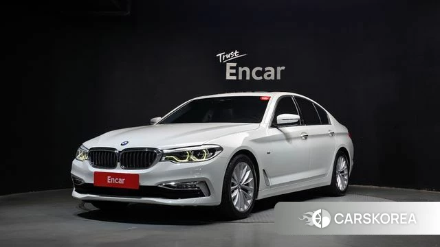 BMW 5 Series (G30) 2018 Белый из Кореи