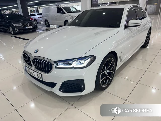 BMW 5 Series (G30) 2023 Белый из Кореи