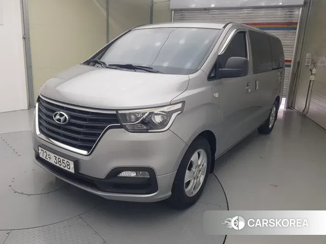 Hyundai The New Grand Starex 2019 Серый из Кореи