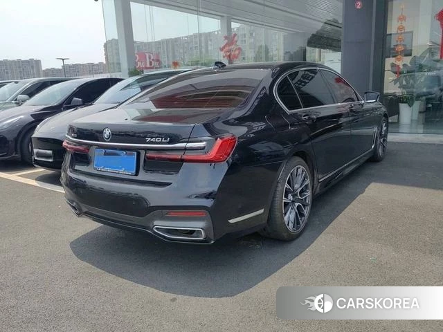 BMW 7 series 2022 Черный из Китая