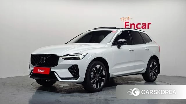 Volvo XC60 second Generation 2025 Белый из Кореи