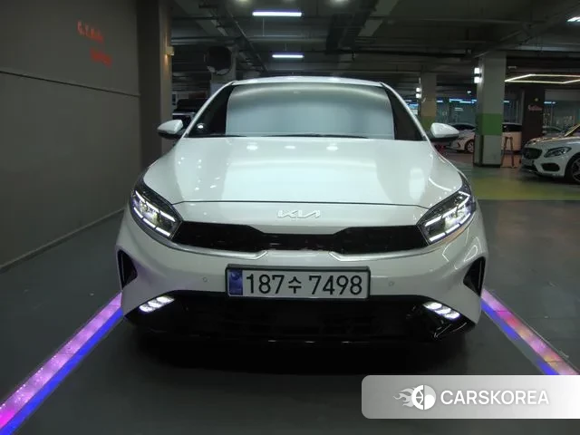 Kia The New K3 2nd generation 2022 Белый из Кореи