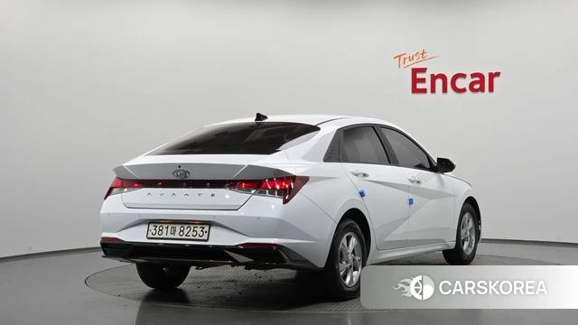 Hyundai Avante (CN7) 2021 Белый из Кореи