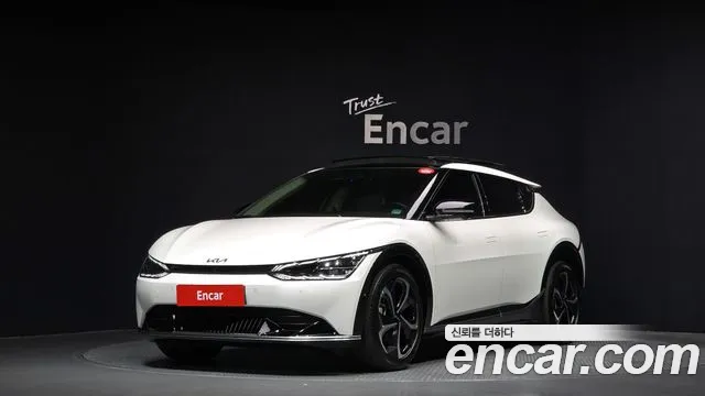 Kia EV6 2023 Белый из Кореи