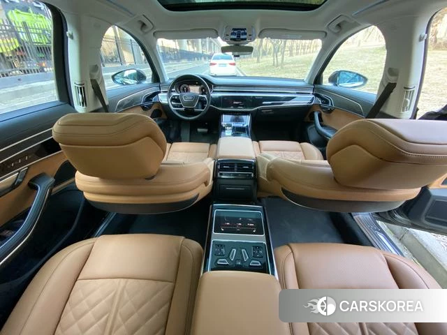 Audi A8 2024 Черный из Китая