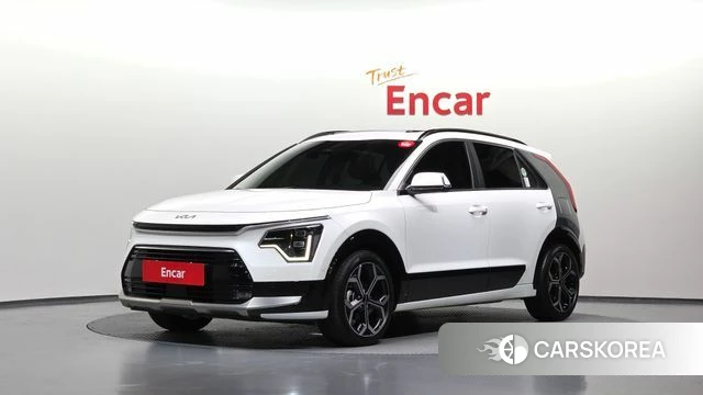 Kia Di Ol Nu Niro 2022 Белый из Кореи