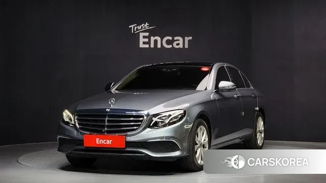 Mercedes-Benz E-Class W213 2019 Серый из Кореи