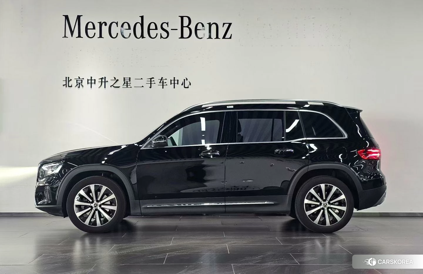 Mercedes-Benz GLB 2024 Черный из Китая