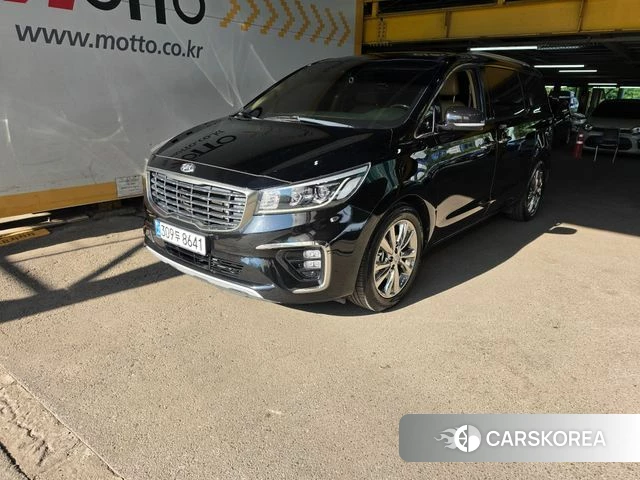 Kia The New Carnival 2019 Черный из Кореи