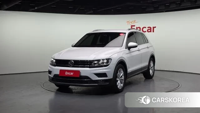 Volkswagen Tiguan second Generation 2020 Белый из Кореи