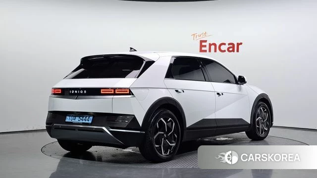 Hyundai Ionic 5 2021 Белый из Кореи