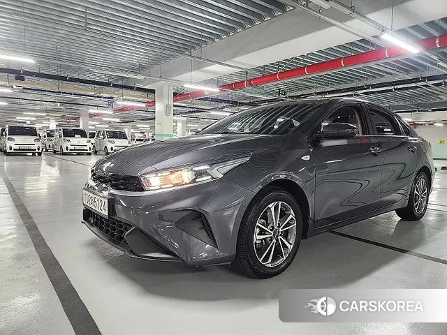 Kia The New K3 2nd generation 2022 Серый из Кореи