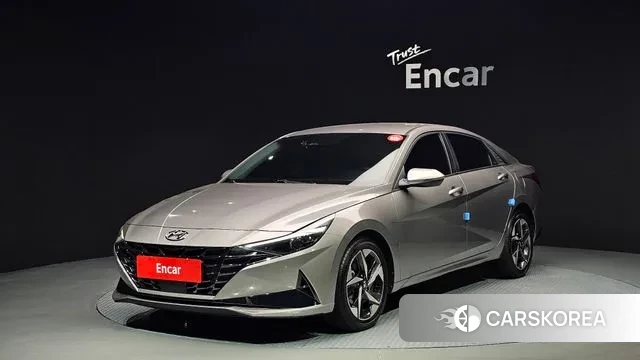 Hyundai Avante (CN7) 2021 Серебристо-серый из Кореи