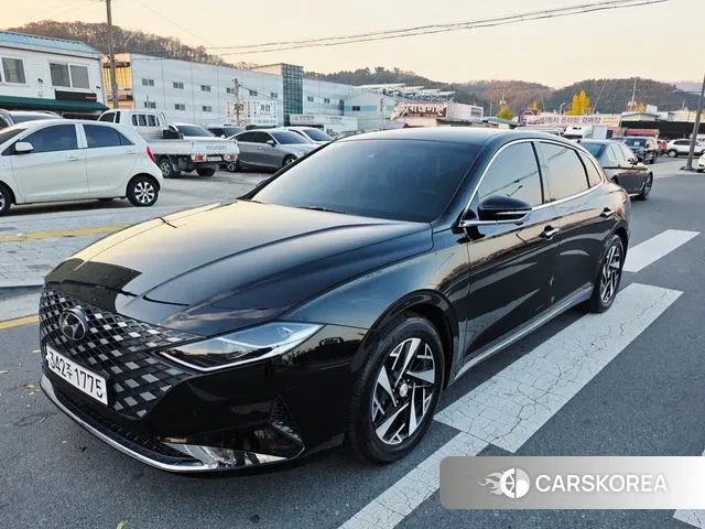 Hyundai The New Grandeur IG Hybrid 2020 Черный из Кореи