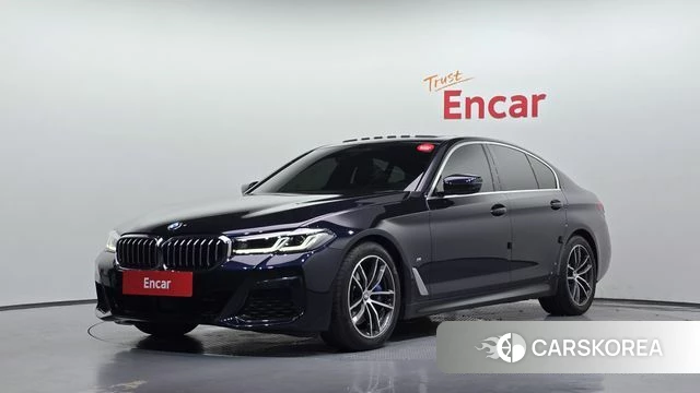 BMW 5 Series (G30) 2022 Черный из Кореи