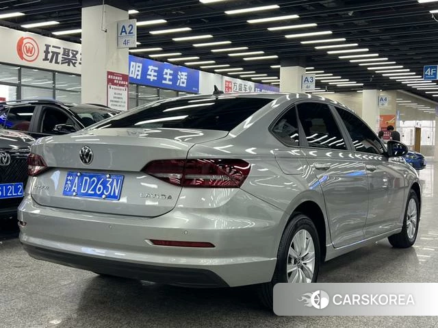 Volkswagen Lavida 2022 Серебристо-серый из Китая