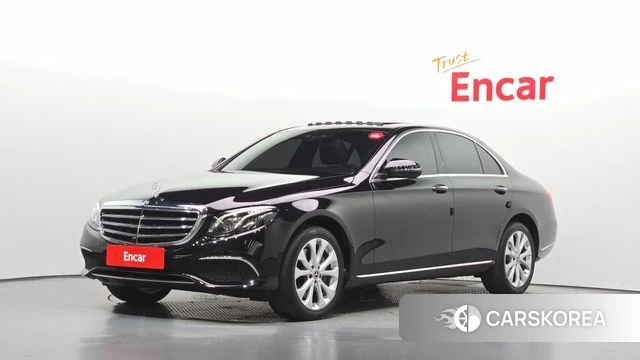 Mercedes-Benz E-Class W213 2018 Черный из Кореи