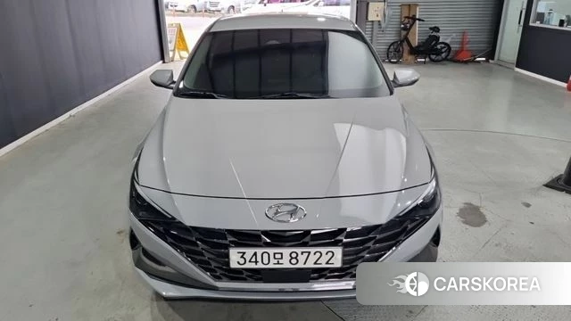 Hyundai Avante (CN7) 2020 Серебристо-серый из Кореи
