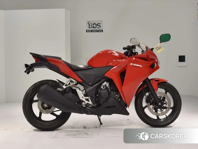Проданный Honda CBR250R id 4175808 из Японии