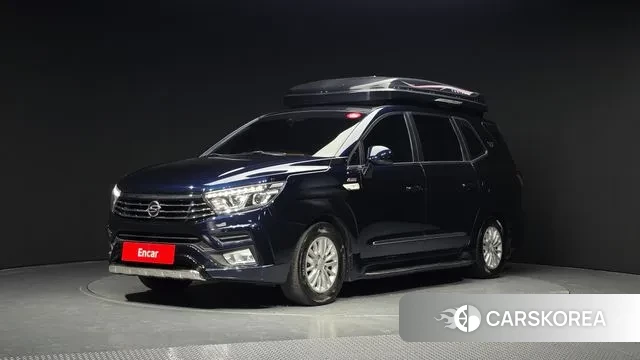 Ssangyong Korando Turismo 2018 Синий из Кореи