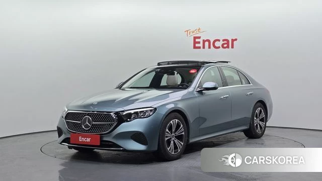 Mercedes-Benz E-Class W214 2025 Синий нефрит из Кореи