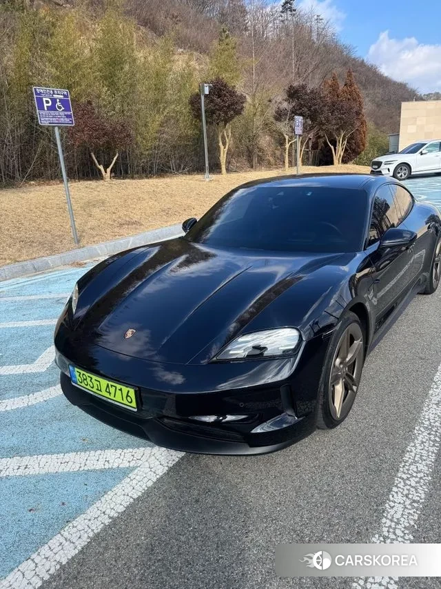 Porsche Taycan 2025 Черный из Кореи