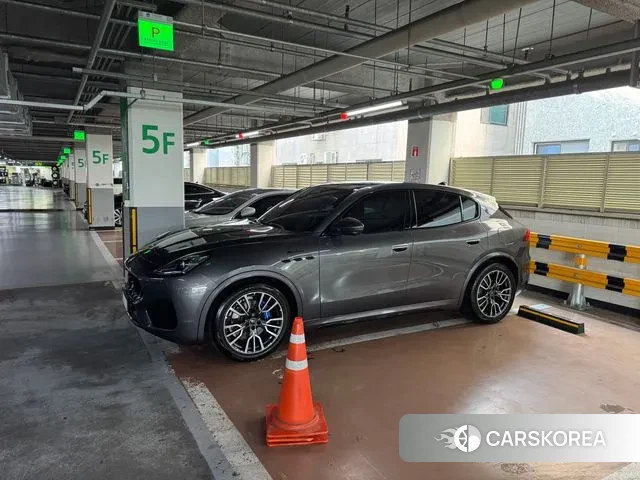 Maserati Grecale 2023 Серый из Кореи