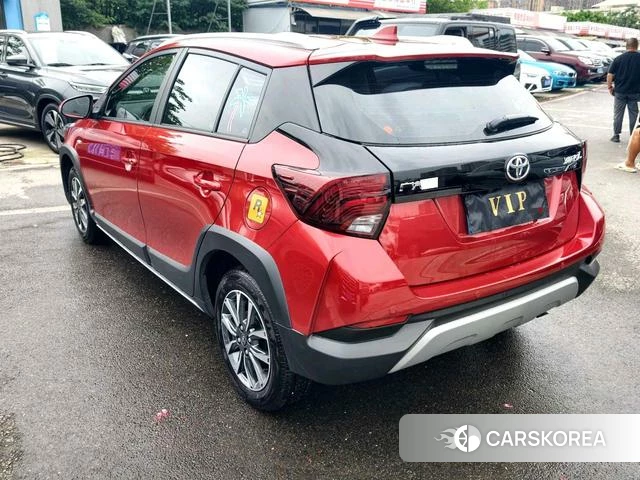 Toyota YARIS L Zhixuan 2022 Красный из Китая