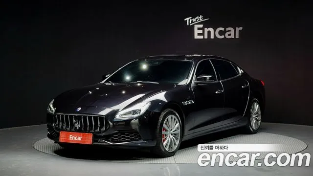 Maserati Quattroporte 2018 Черный из Кореи