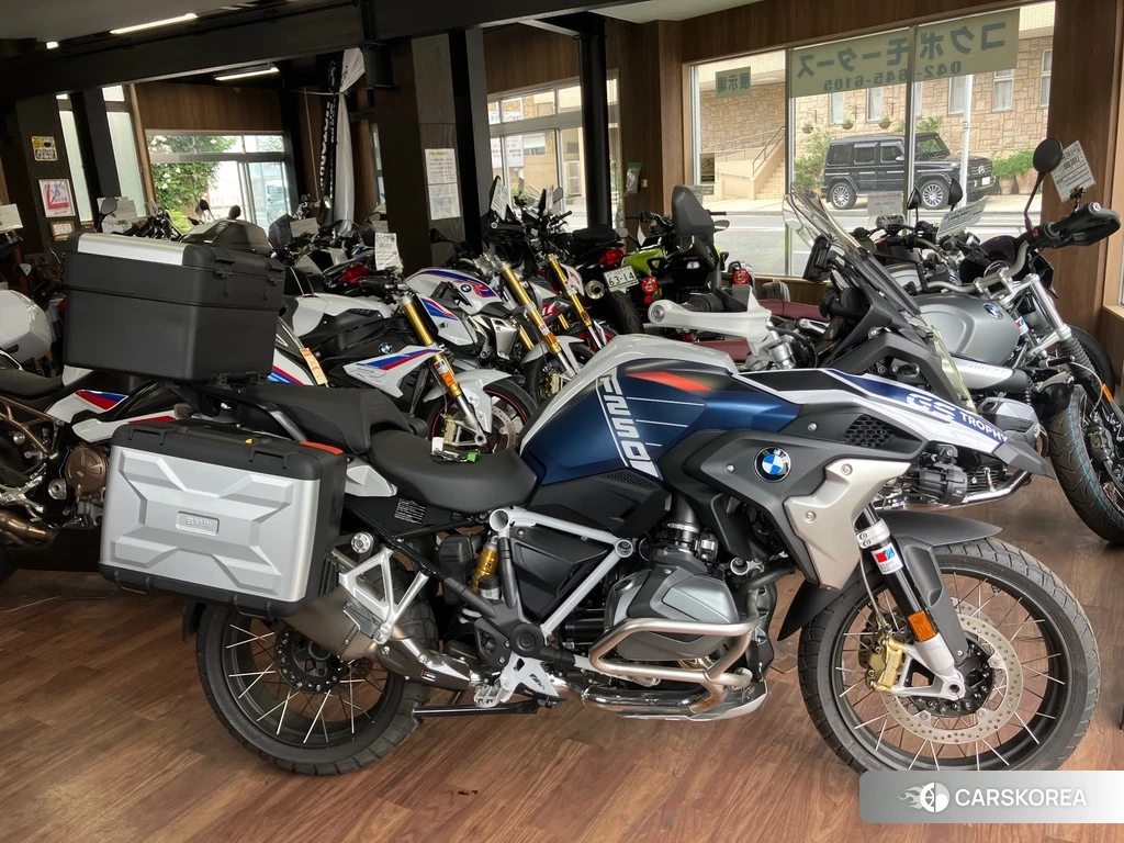 Проданный BMW R1250GS 2023 из Японии