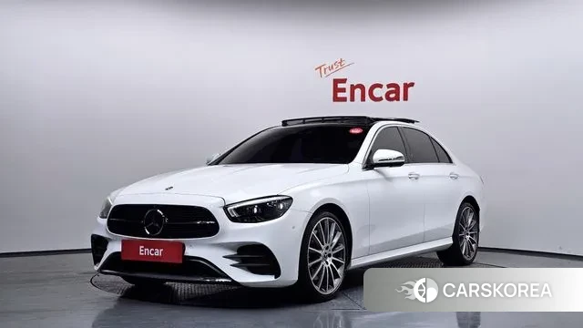 Mercedes-Benz E-Class W213 2022 Белый из Кореи