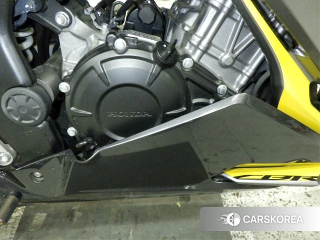 Engine photo